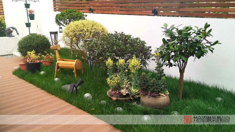 鄭州天倫莊園別墅庭院設(shè)計(jì)實(shí)景圖 鄭州天倫莊園別墅庭院設(shè)計(jì)實(shí)景圖